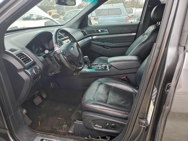 Ford Explorer Sport Image 8