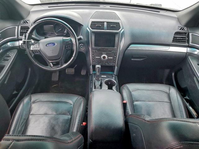 Ford Explorer Sport Image 5