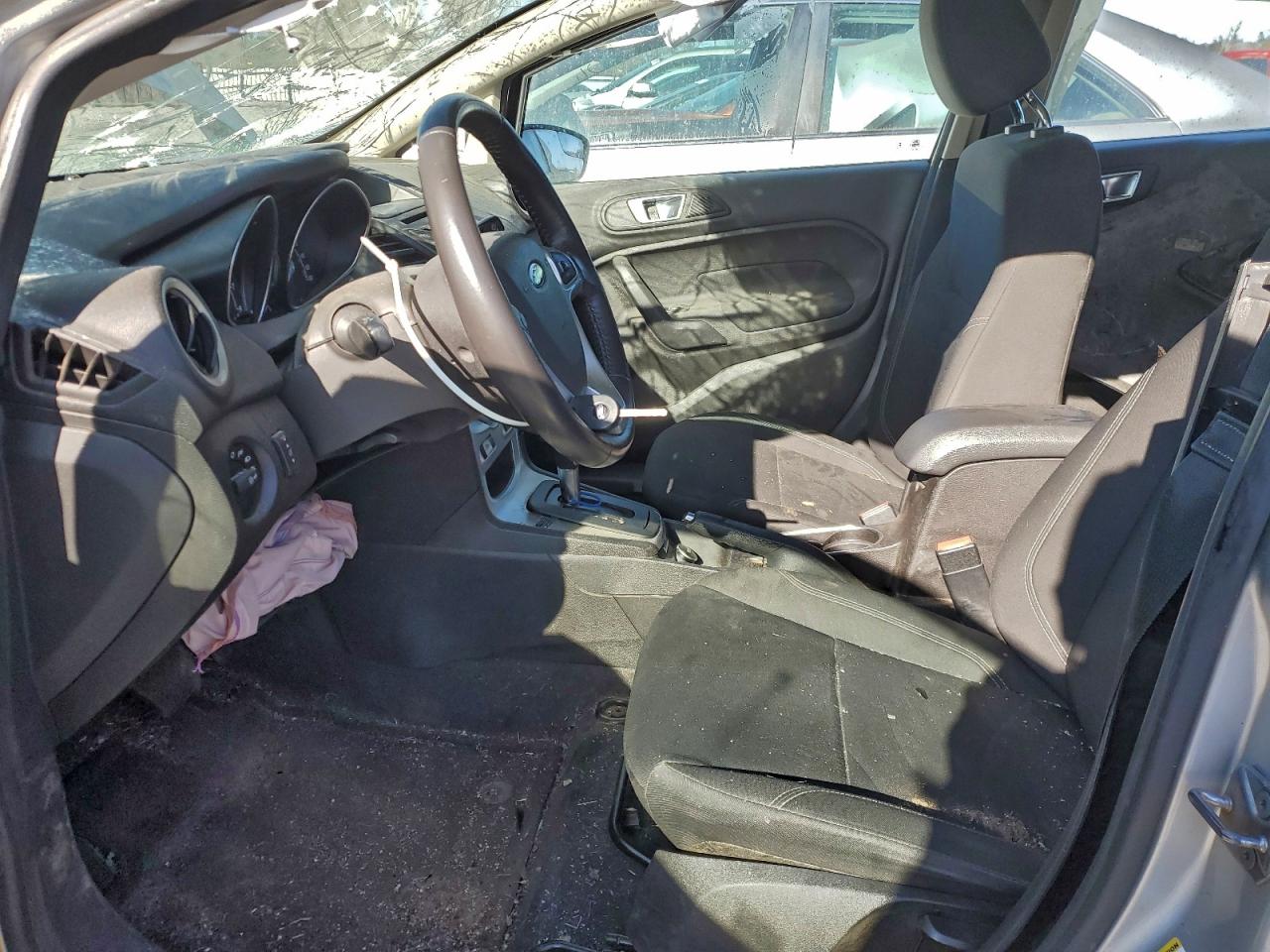 Ford Fiesta Se Image 6