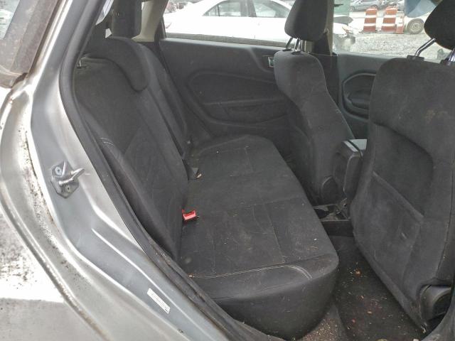 Ford Fiesta Se Image 12