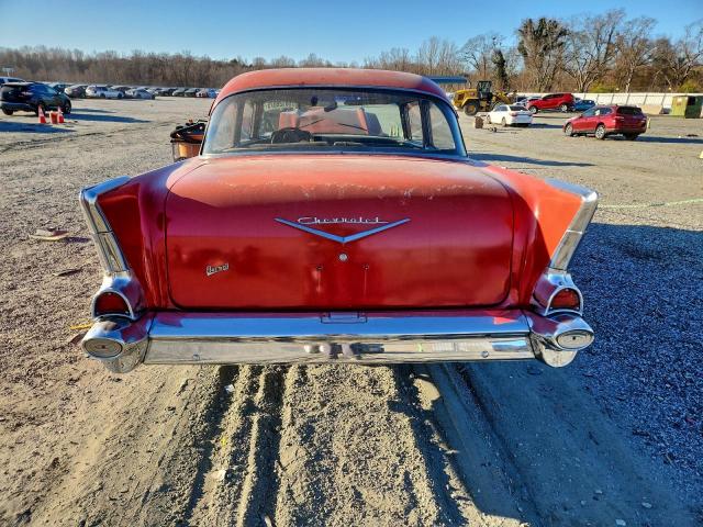 Chevrolet 210 Image 11