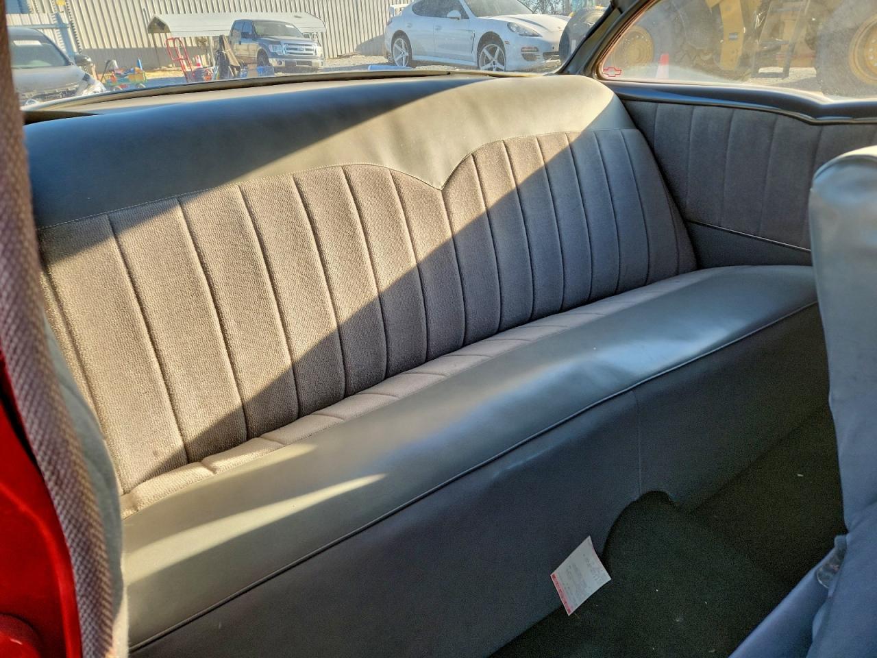 Chevrolet 210 Image 7