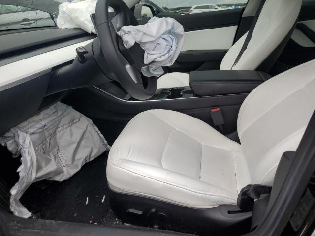 Tesla Model 3 Image 9