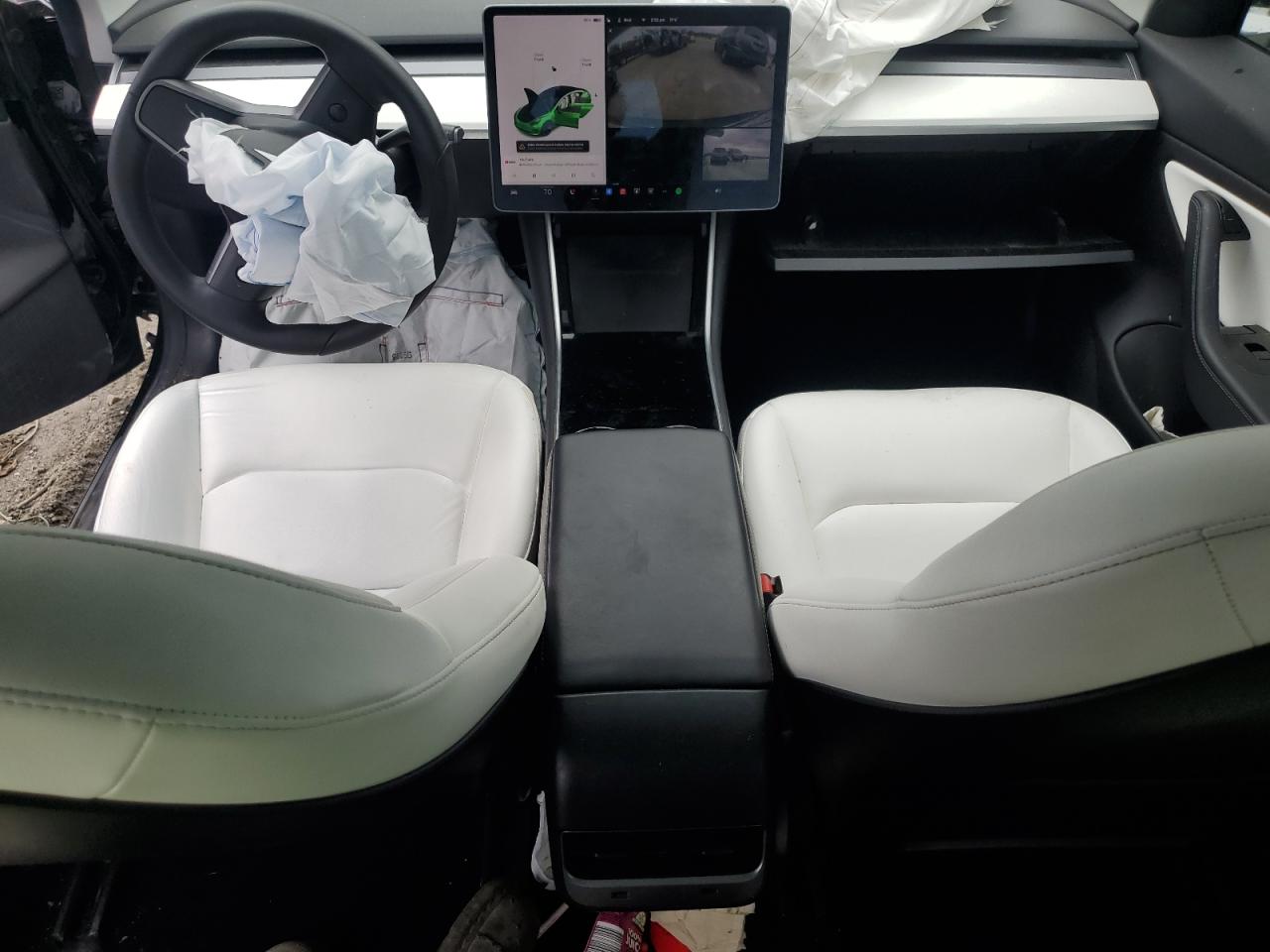 Tesla Model 3 Image 8