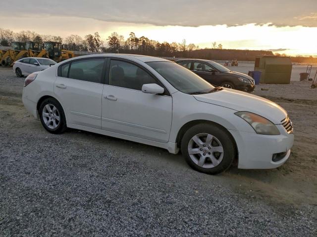Nissan Altima 2.5 Image 2