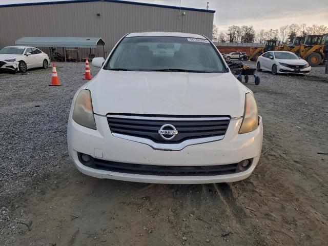 Nissan Altima 2.5 Image 5