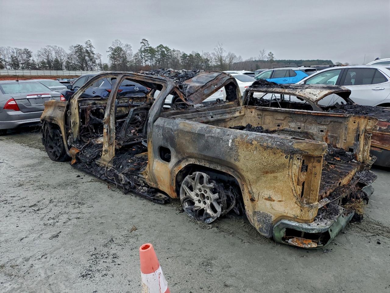 GMC Sierra K1500 Slt Image 4