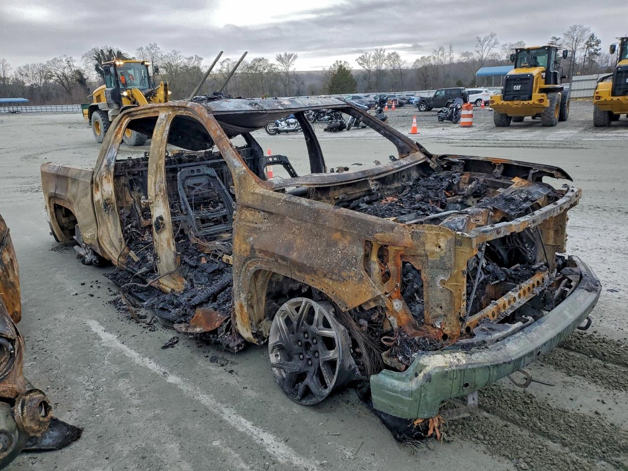 GMC Sierra K1500 Slt Image 3