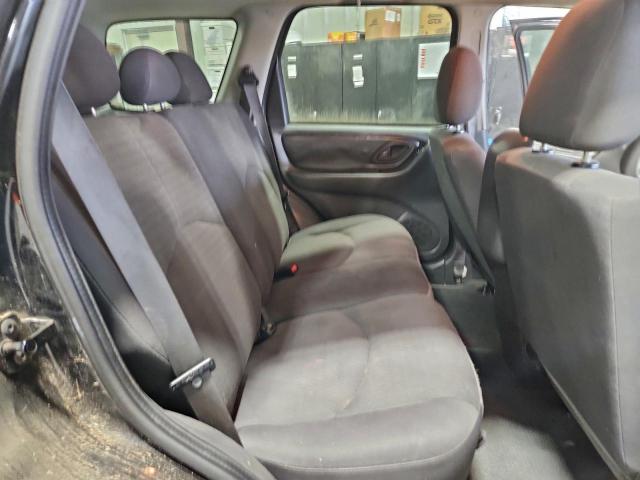 Mazda Tribute I Image 6