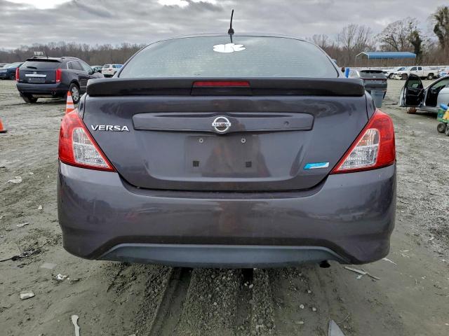 Nissan Versa S Image 5