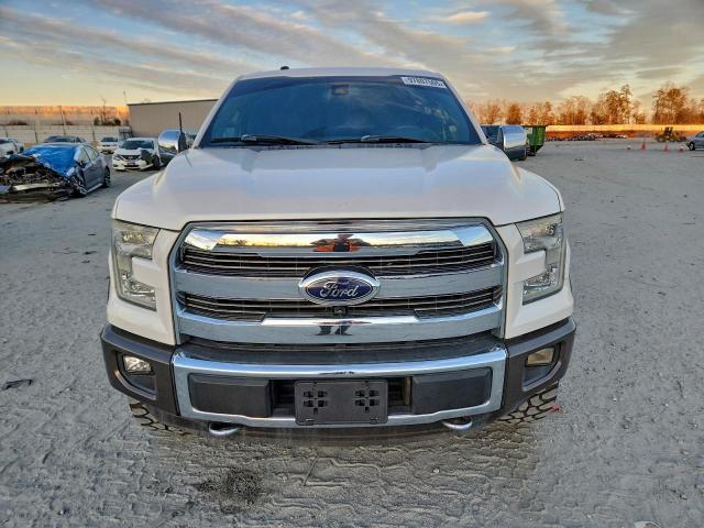 Ford F-150 Supercrew Image 7