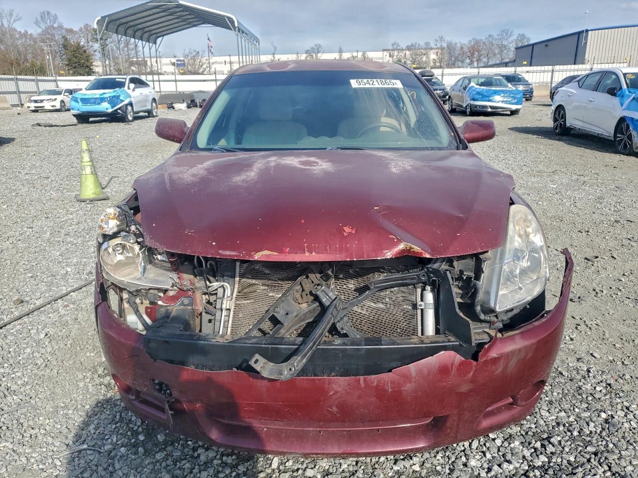 Nissan Altima Base Image 10