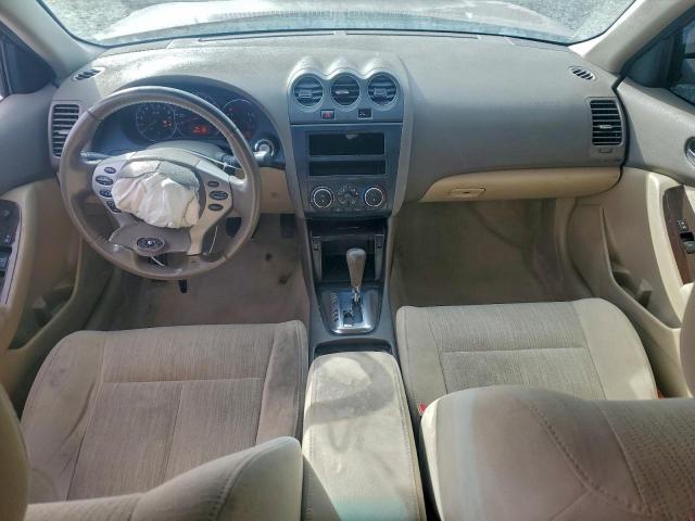 Nissan Altima Base Image 3