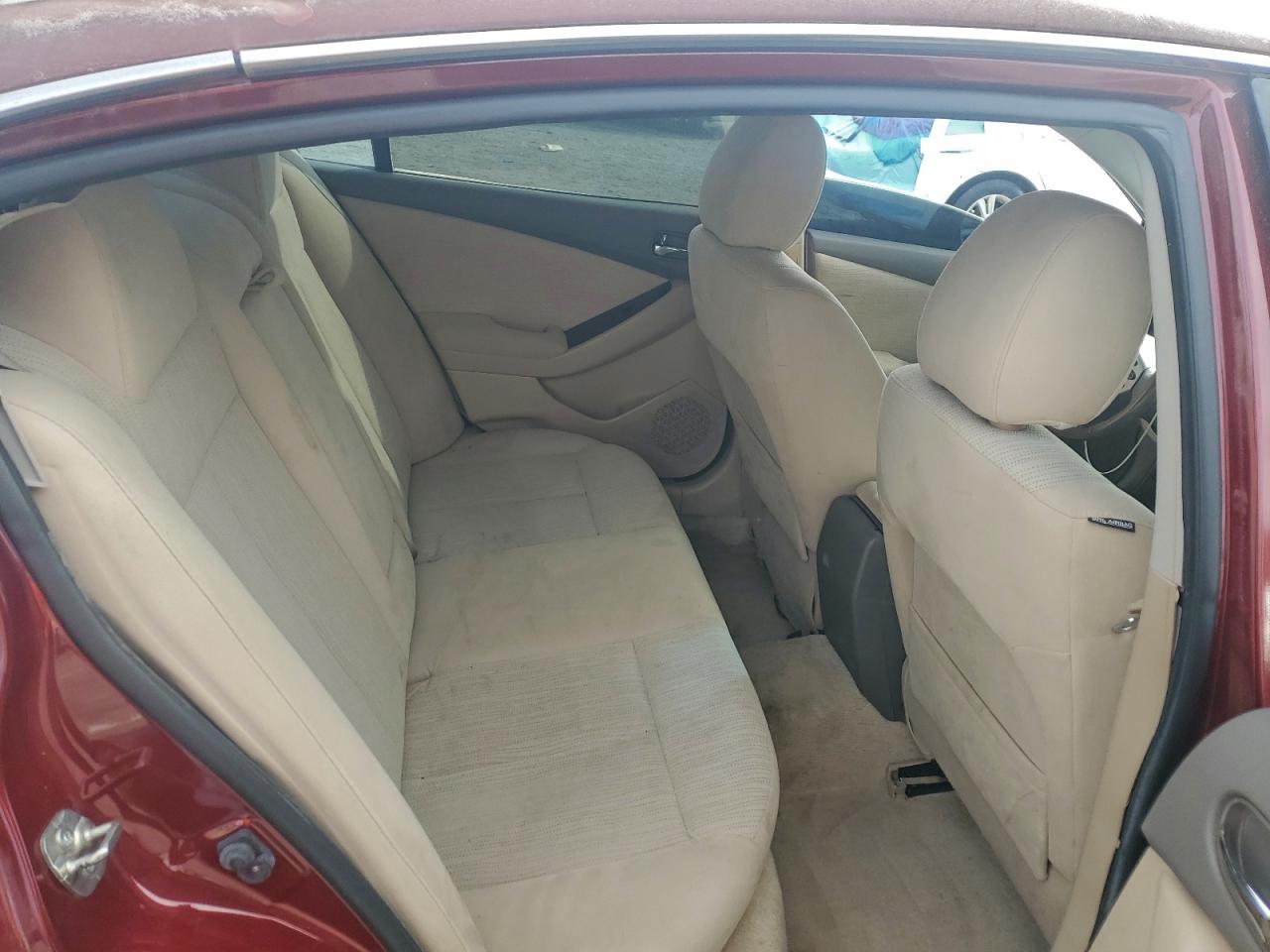 Nissan Altima Base Image 5