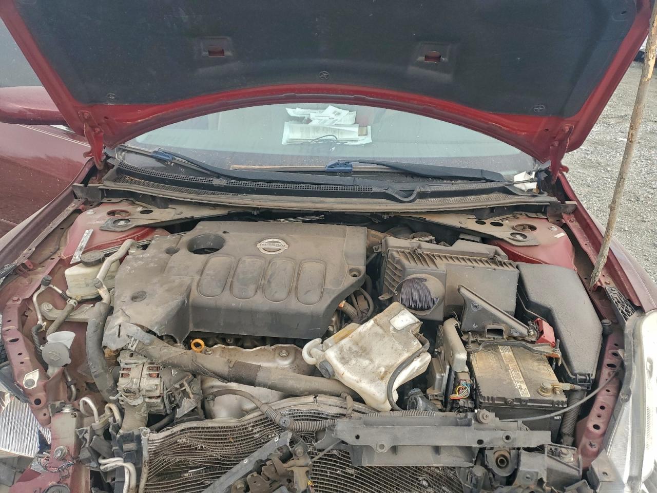 Nissan Altima Base Image 7