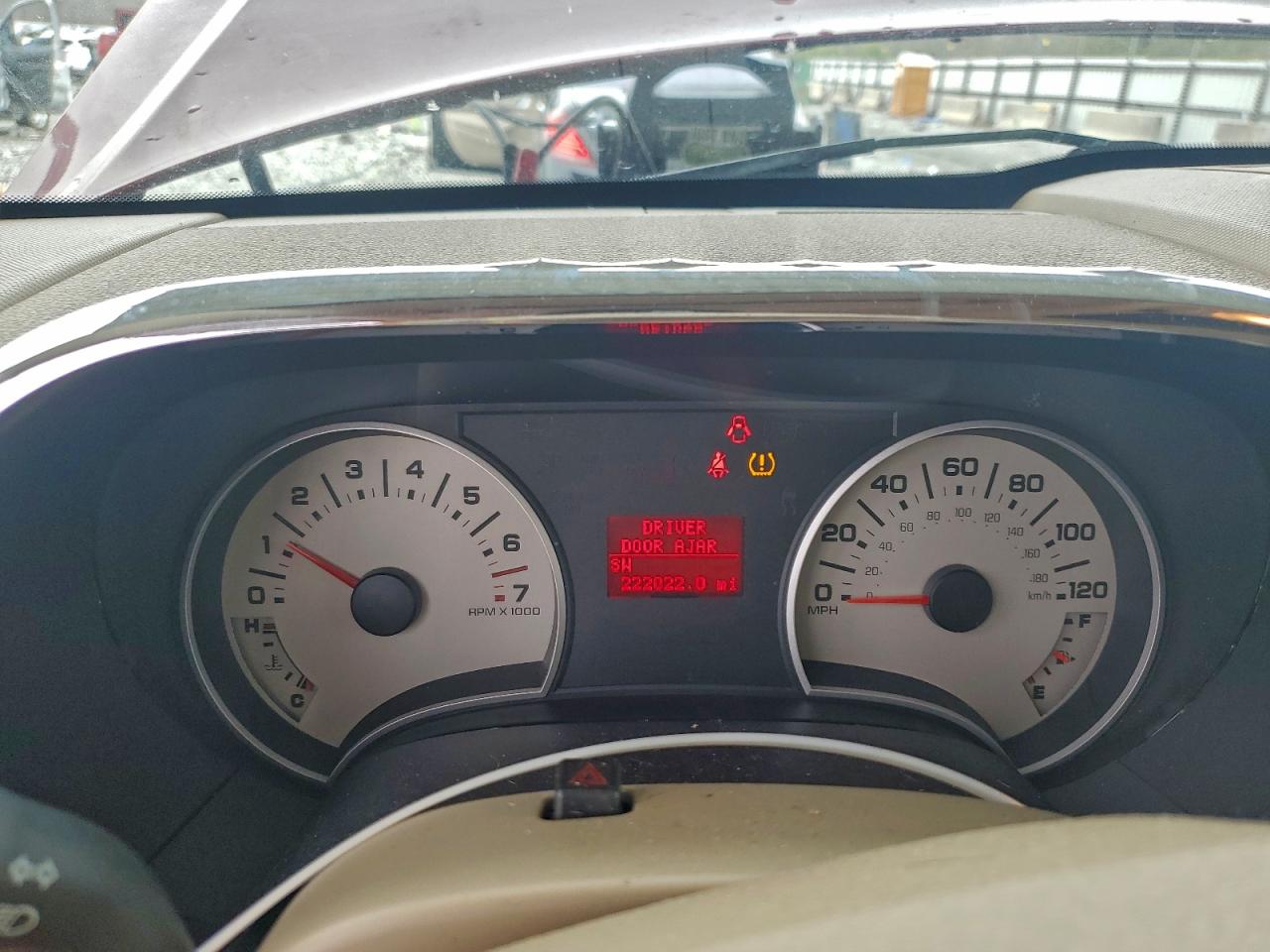 Ford Explorer Eddie Bauer Image 8