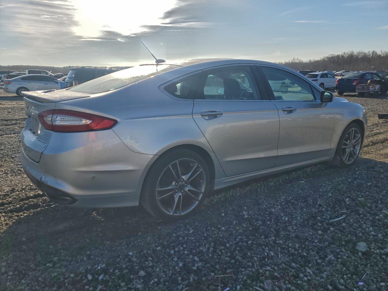Ford Fusion Titanium Image 4