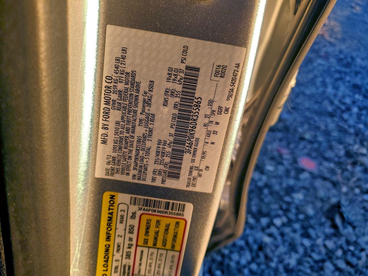 Ford Fusion Titanium Image 11