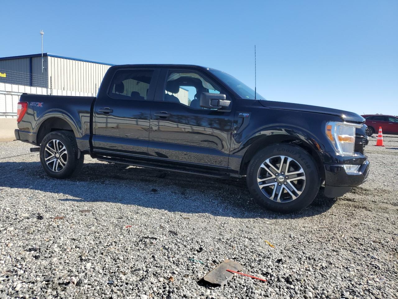 Ford F-150 Supercrew Image 9