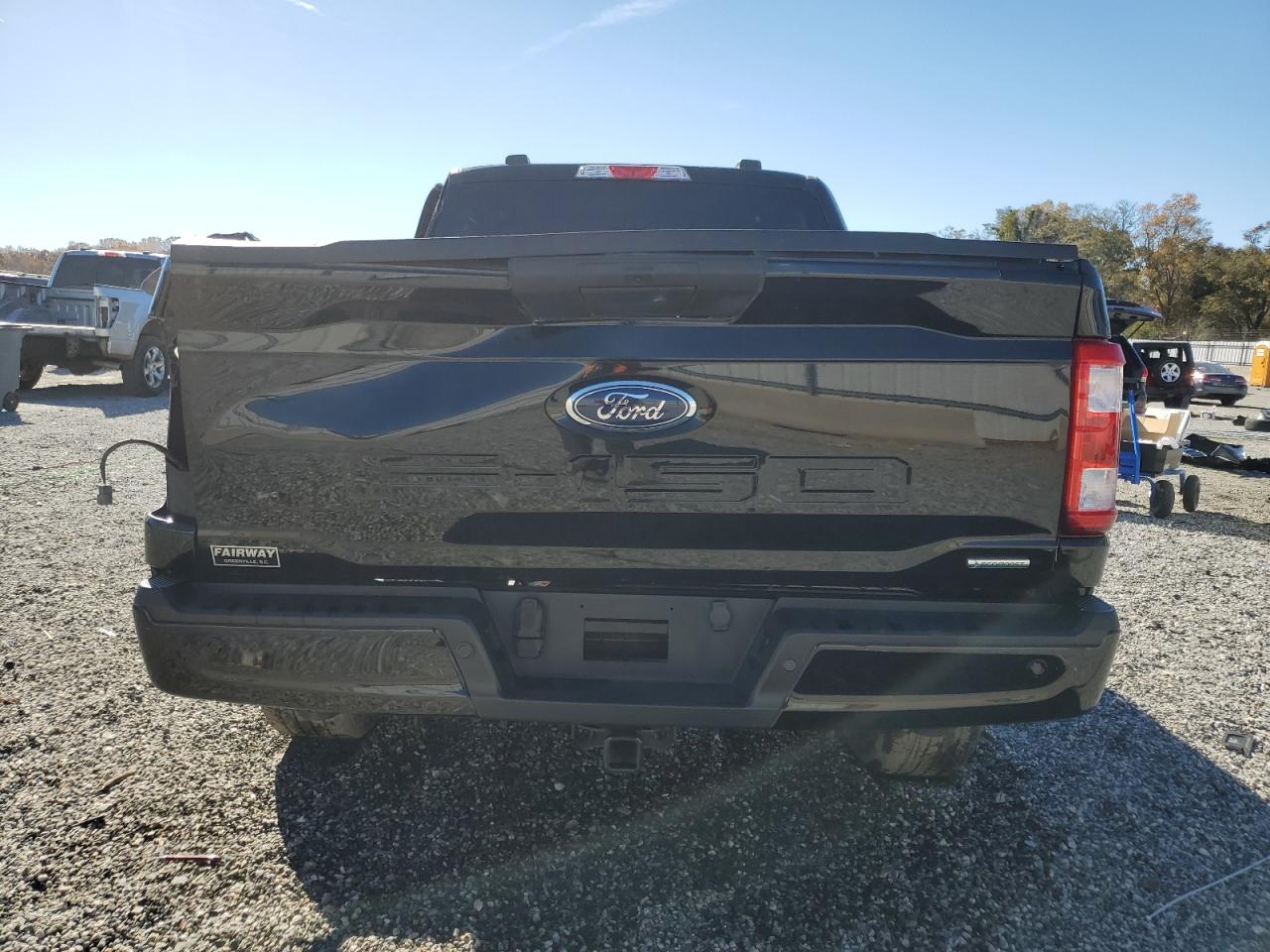 Ford F-150 Supercrew Image 3