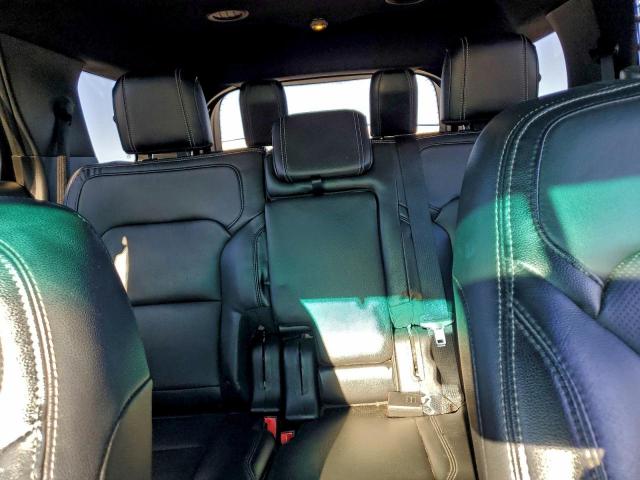 Ford Explorer Limited Image 11