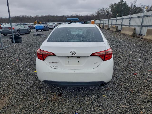 Toyota Corolla L Image 5