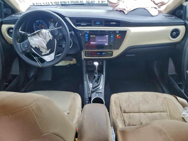 Toyota Corolla L Image 4