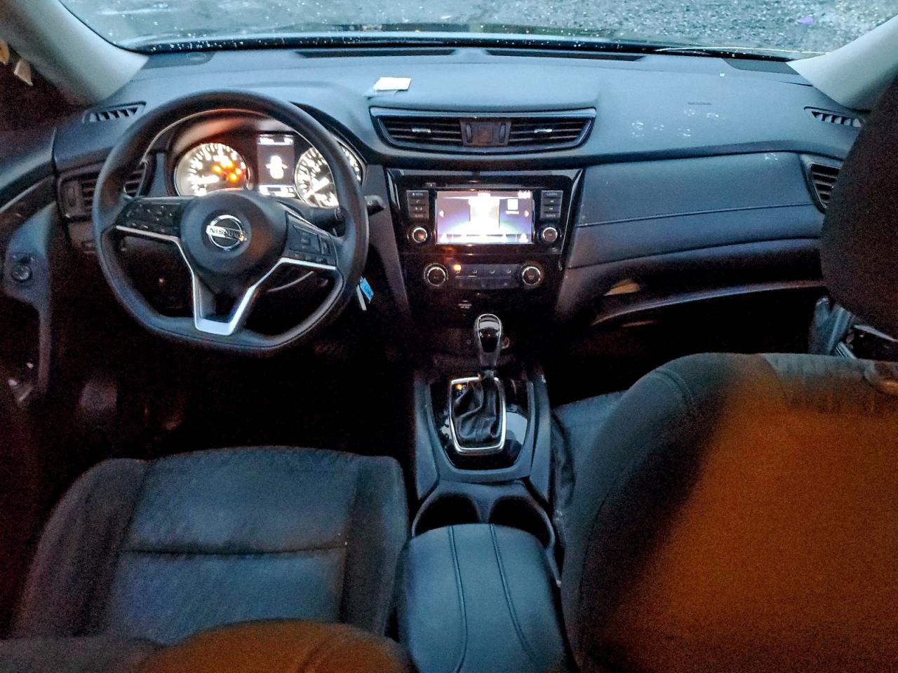 Nissan Rogue S Image 8