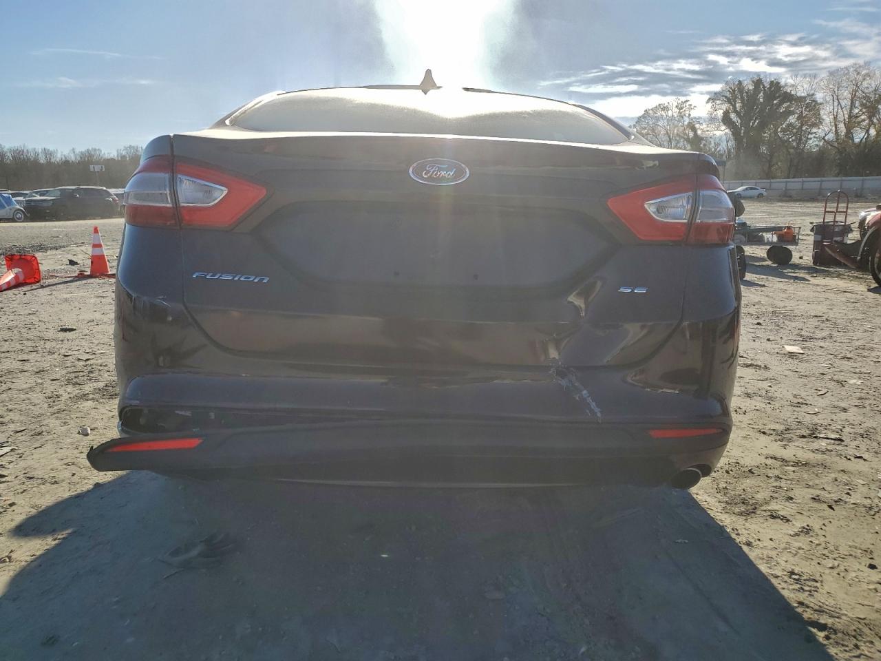 Ford Fusion Se Image 12