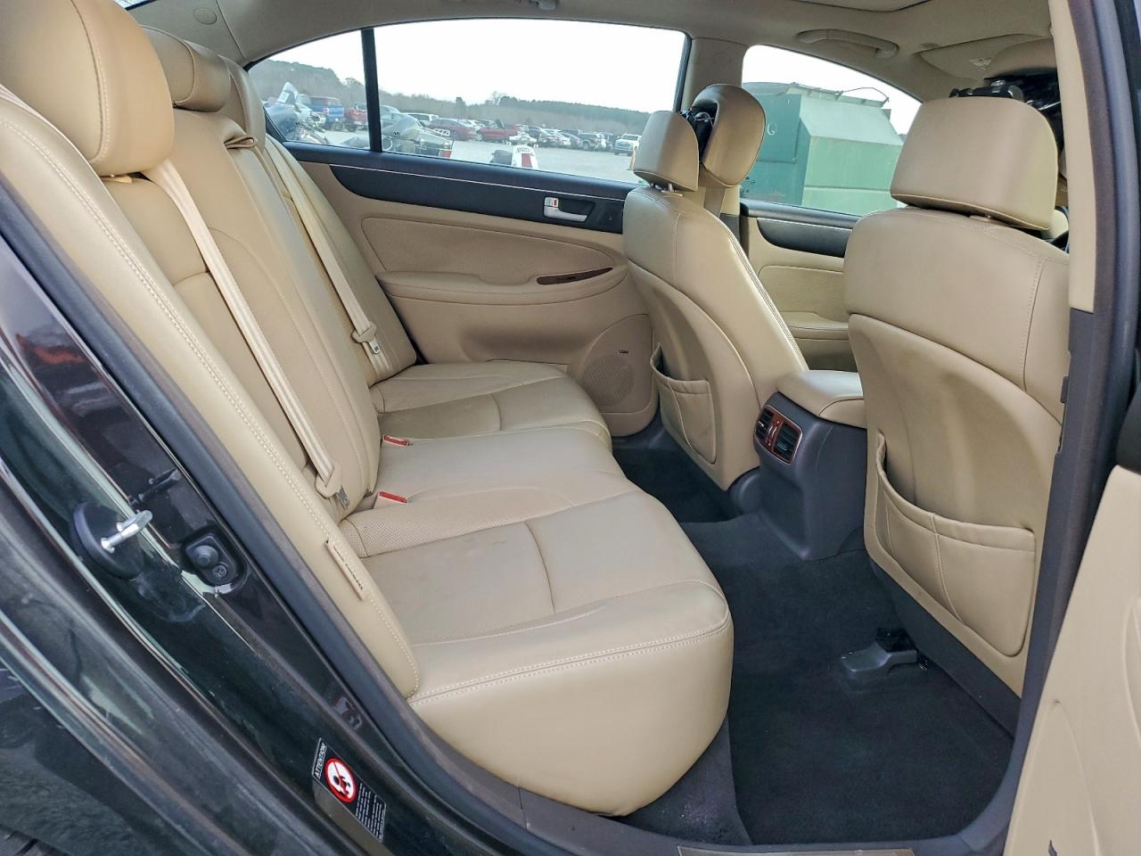 Hyundai Genesis 3.8l Image 9