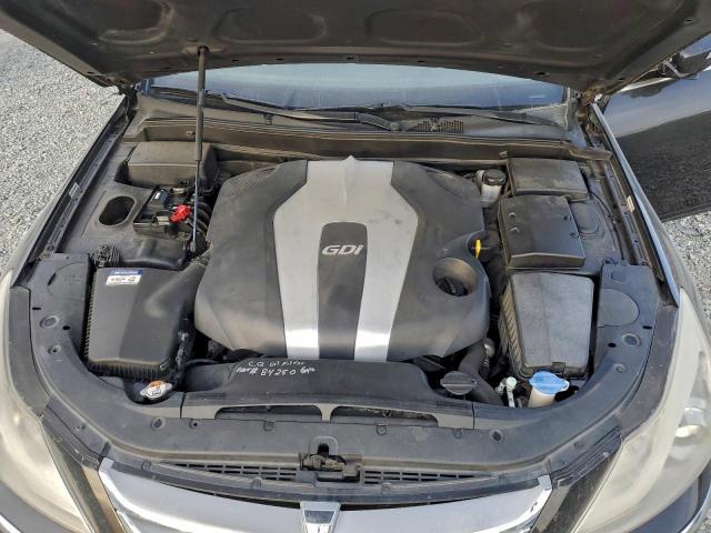 Hyundai Genesis 3.8l Image 3