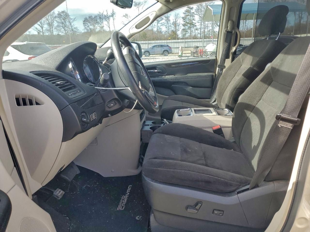 Dodge Caravan Crew Image 11