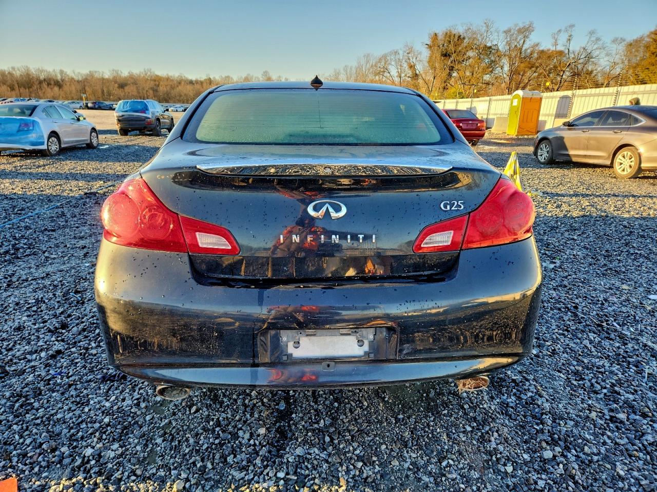 INFINITI G25 Base Image 4