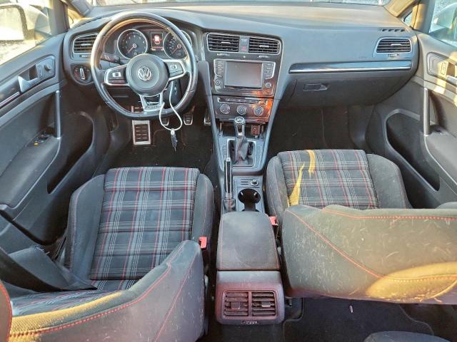 Volkswagen GTI S Image 5