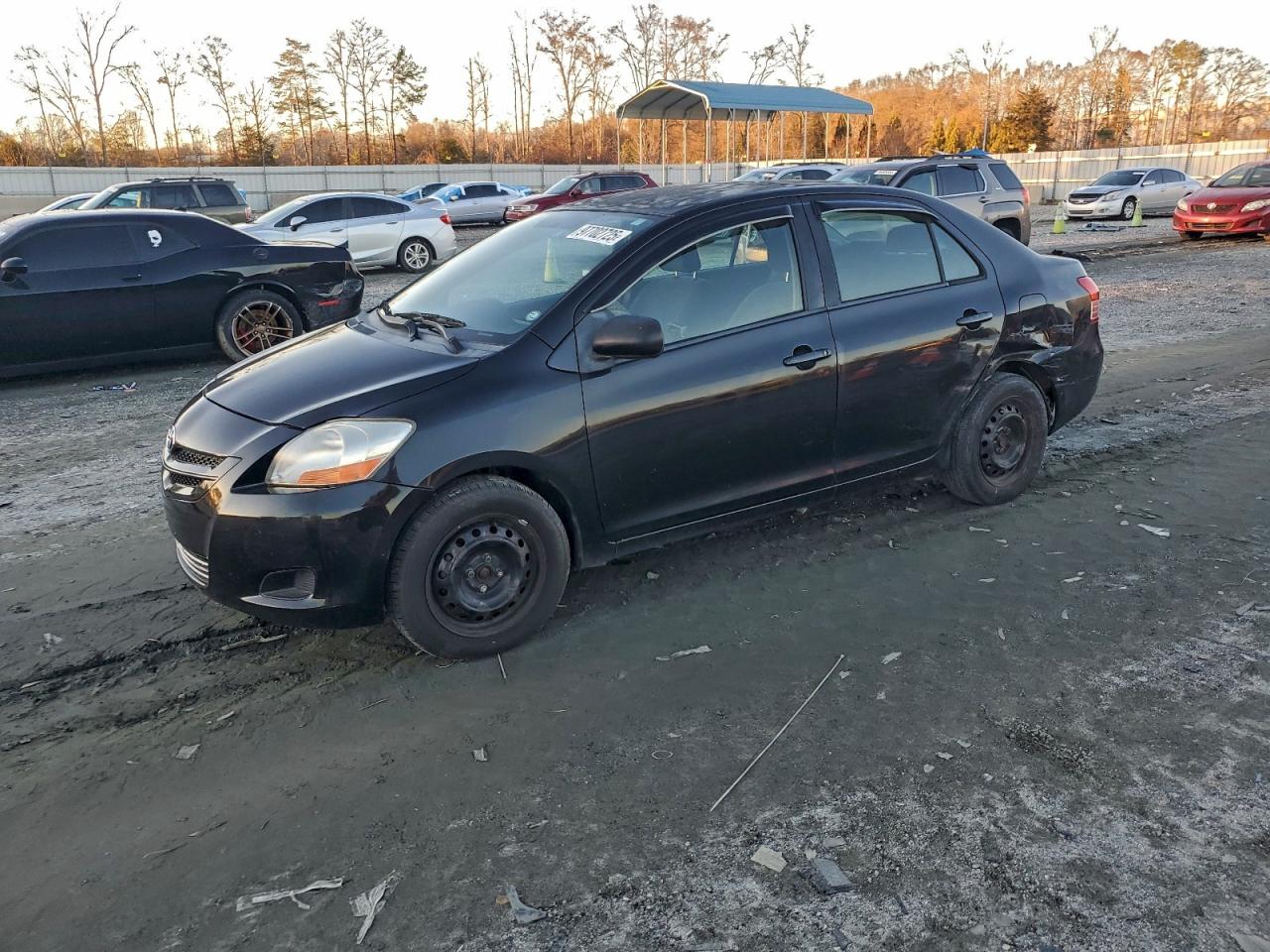 Toyota Yaris Image 1