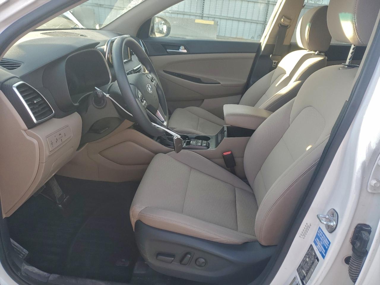 Hyundai TUCSON Limited Image 7