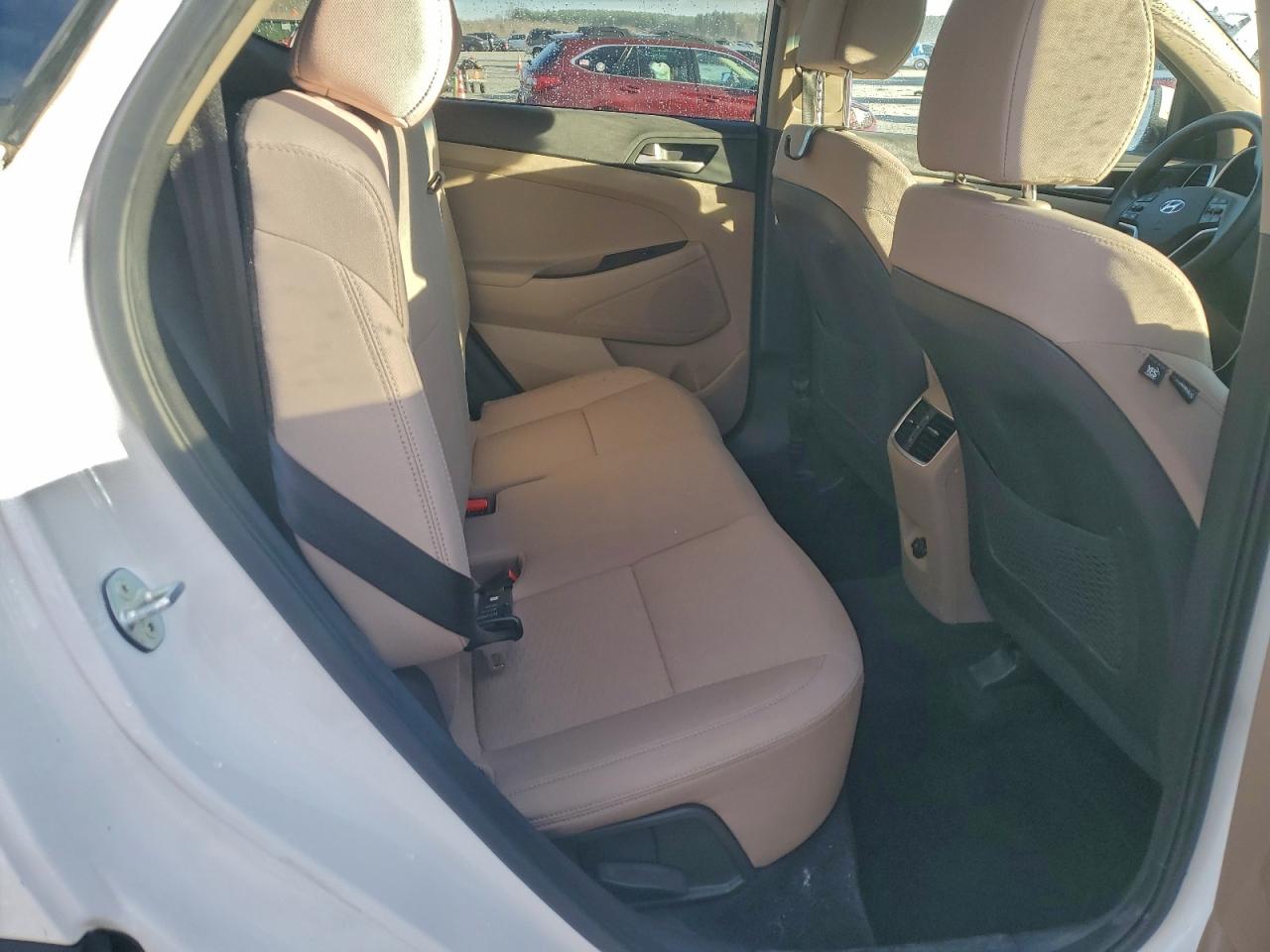 Hyundai TUCSON Limited Image 11