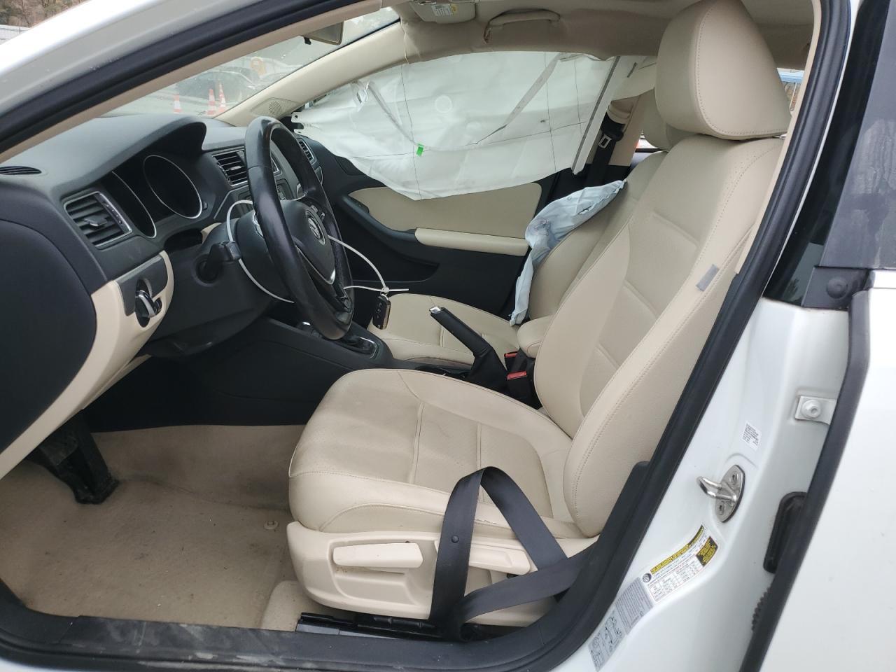 Volkswagen Jetta Se Image 7