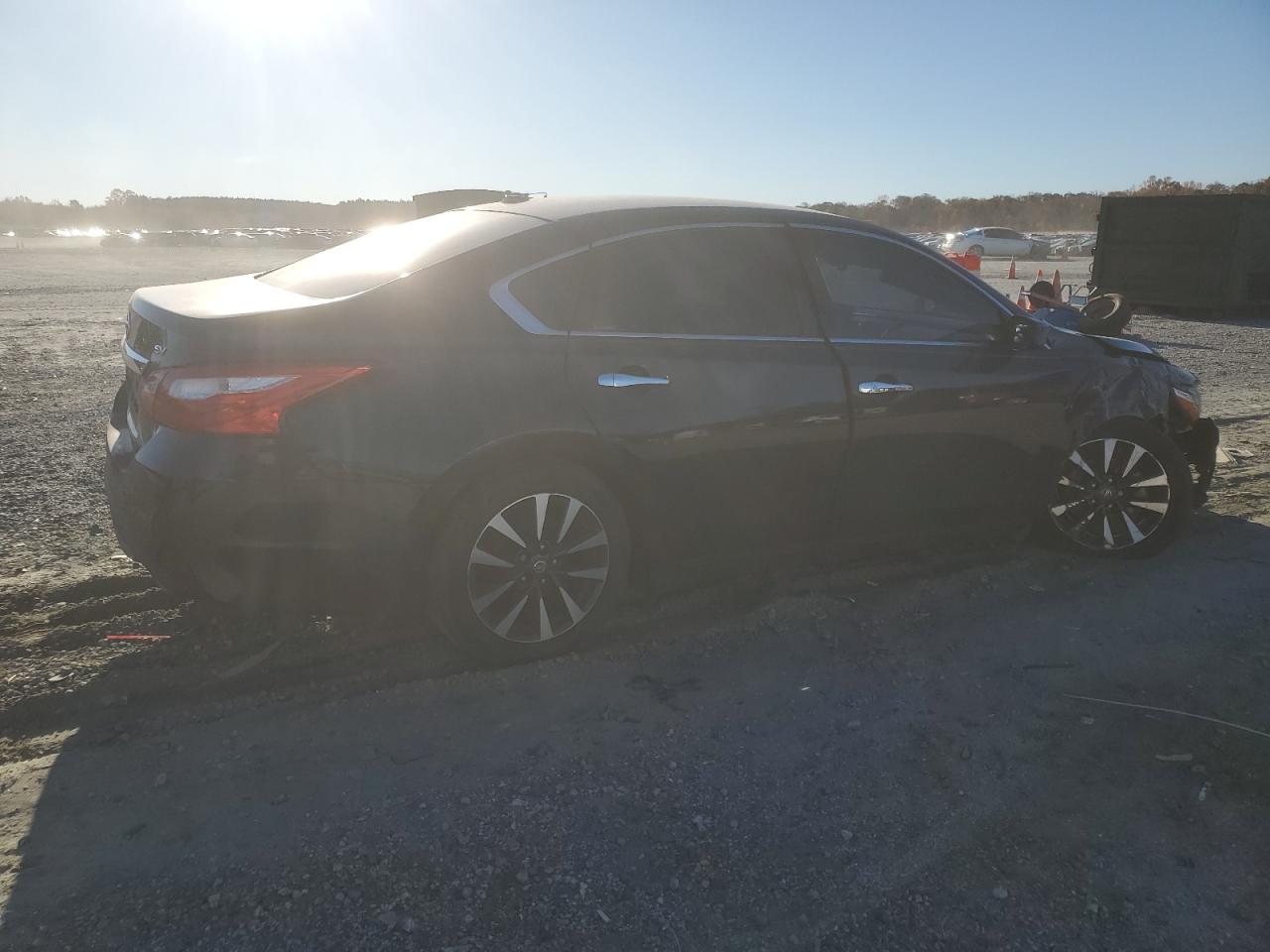 Nissan Altima 2.5 Image 2