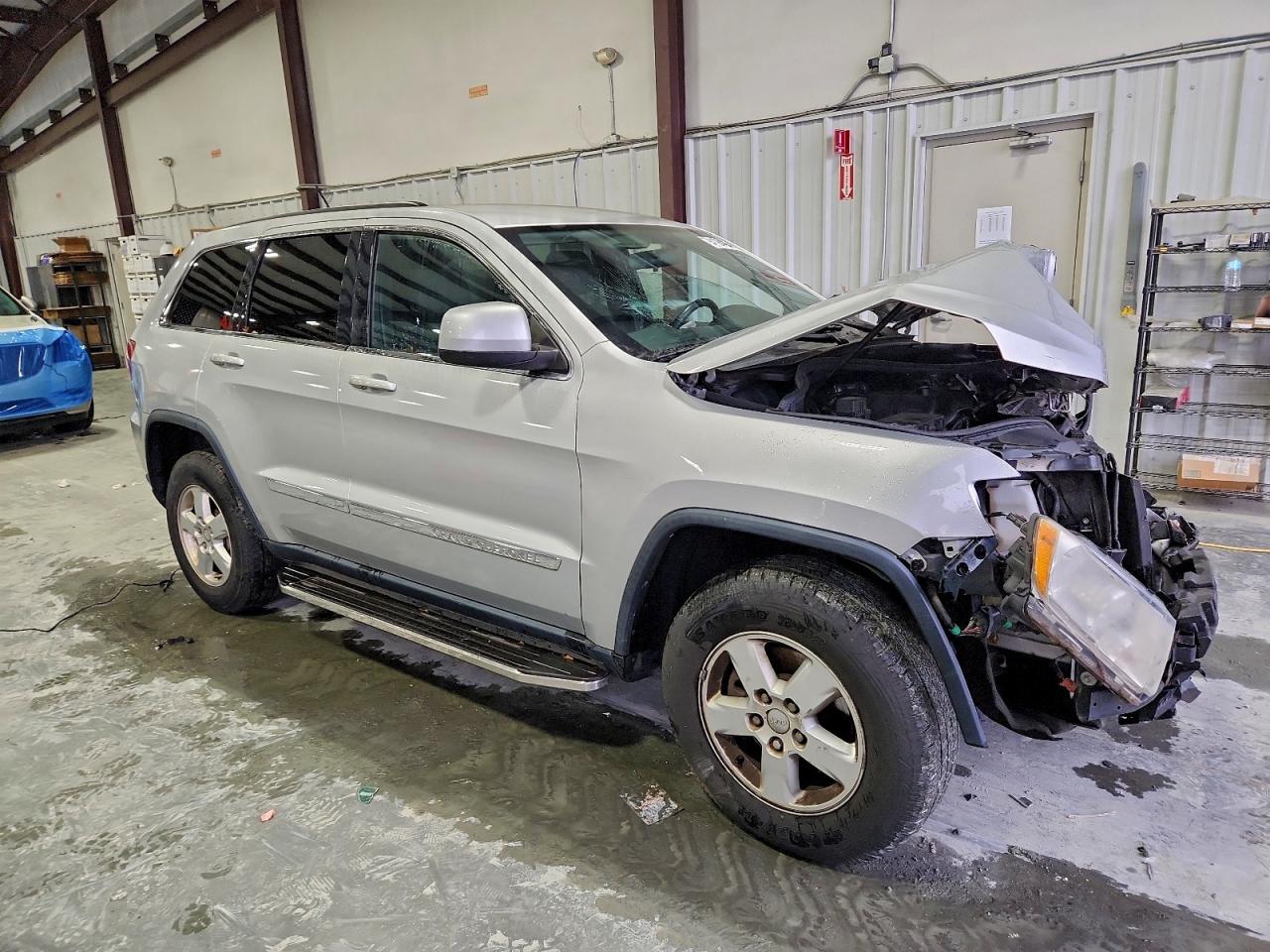 Jeep Grand Cherokee Laredo Image 3