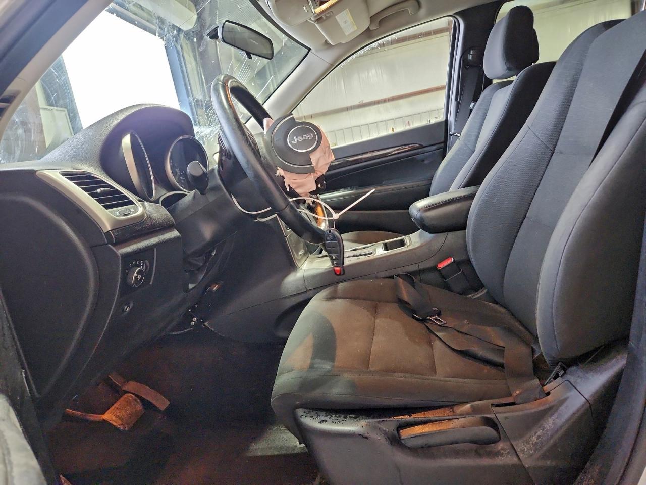 Jeep Grand Cherokee Laredo Image 7