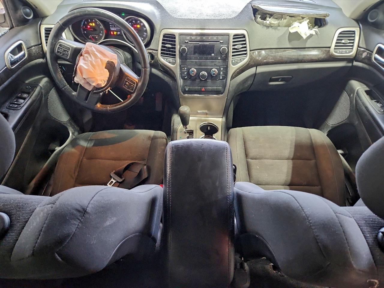 Jeep Grand Cherokee Laredo Image 10