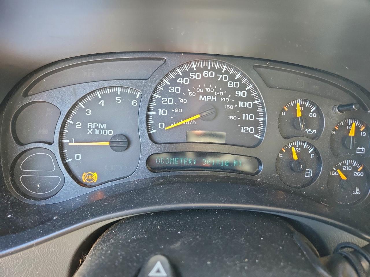 Chevrolet Tahoe C1500 Image 5