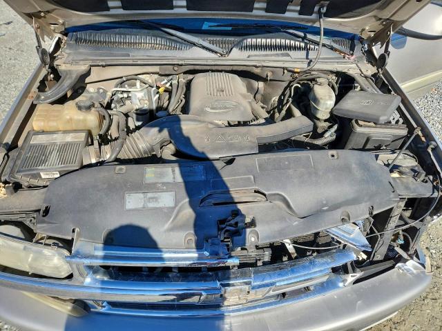 Chevrolet Tahoe C1500 Image 2