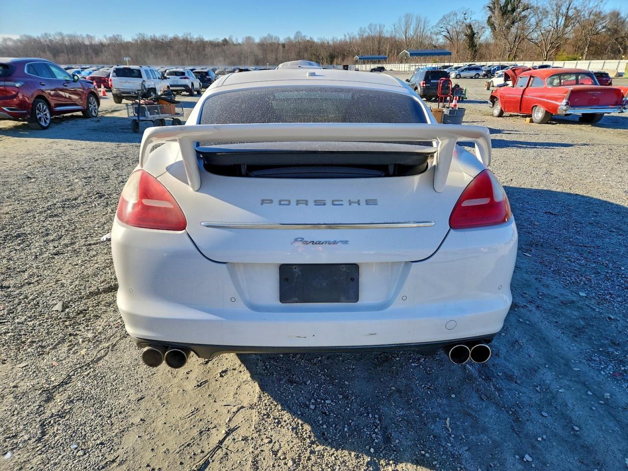 Porsche Panamera 2 Image 7