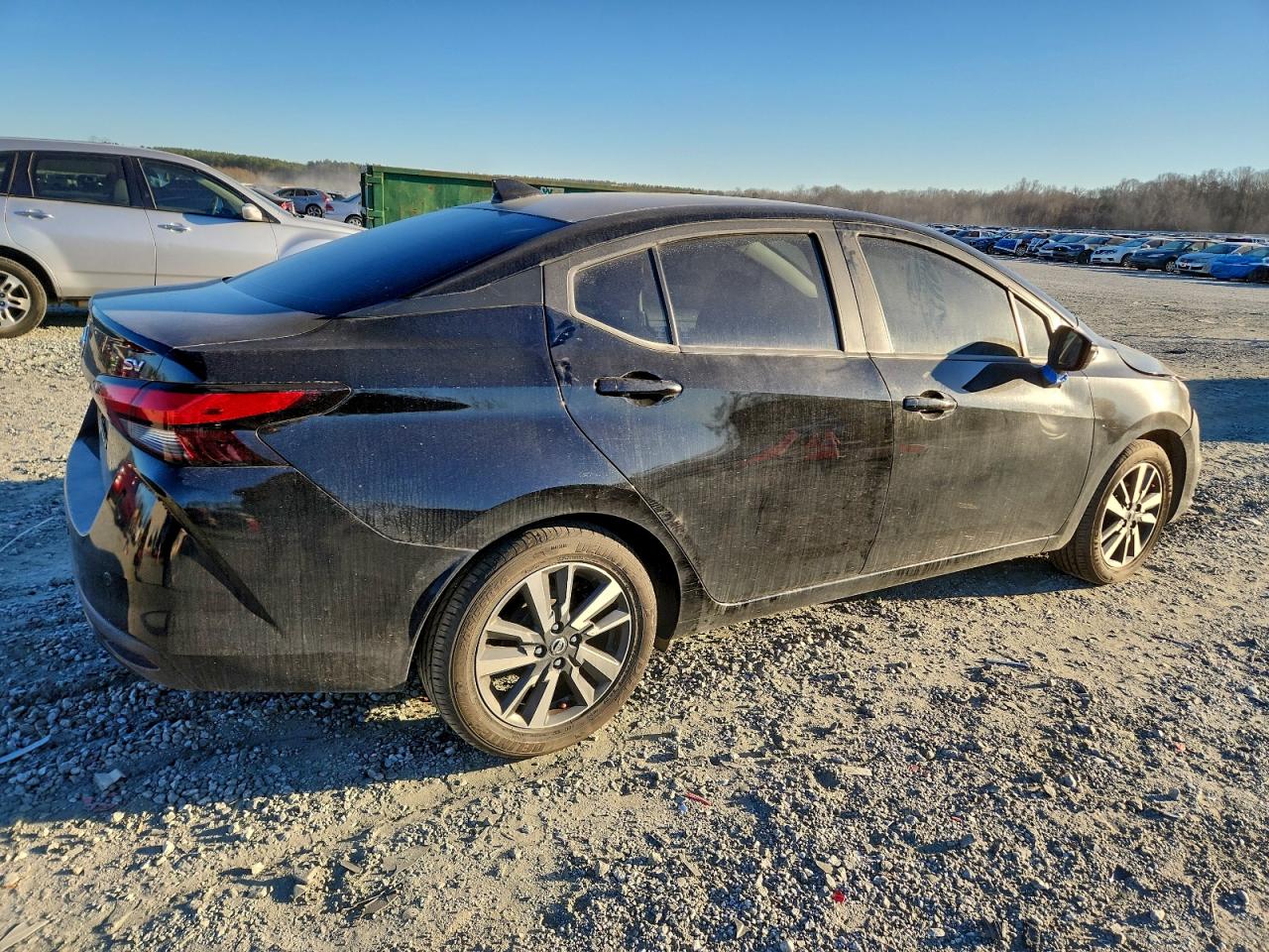 Nissan Versa Sv Image 2