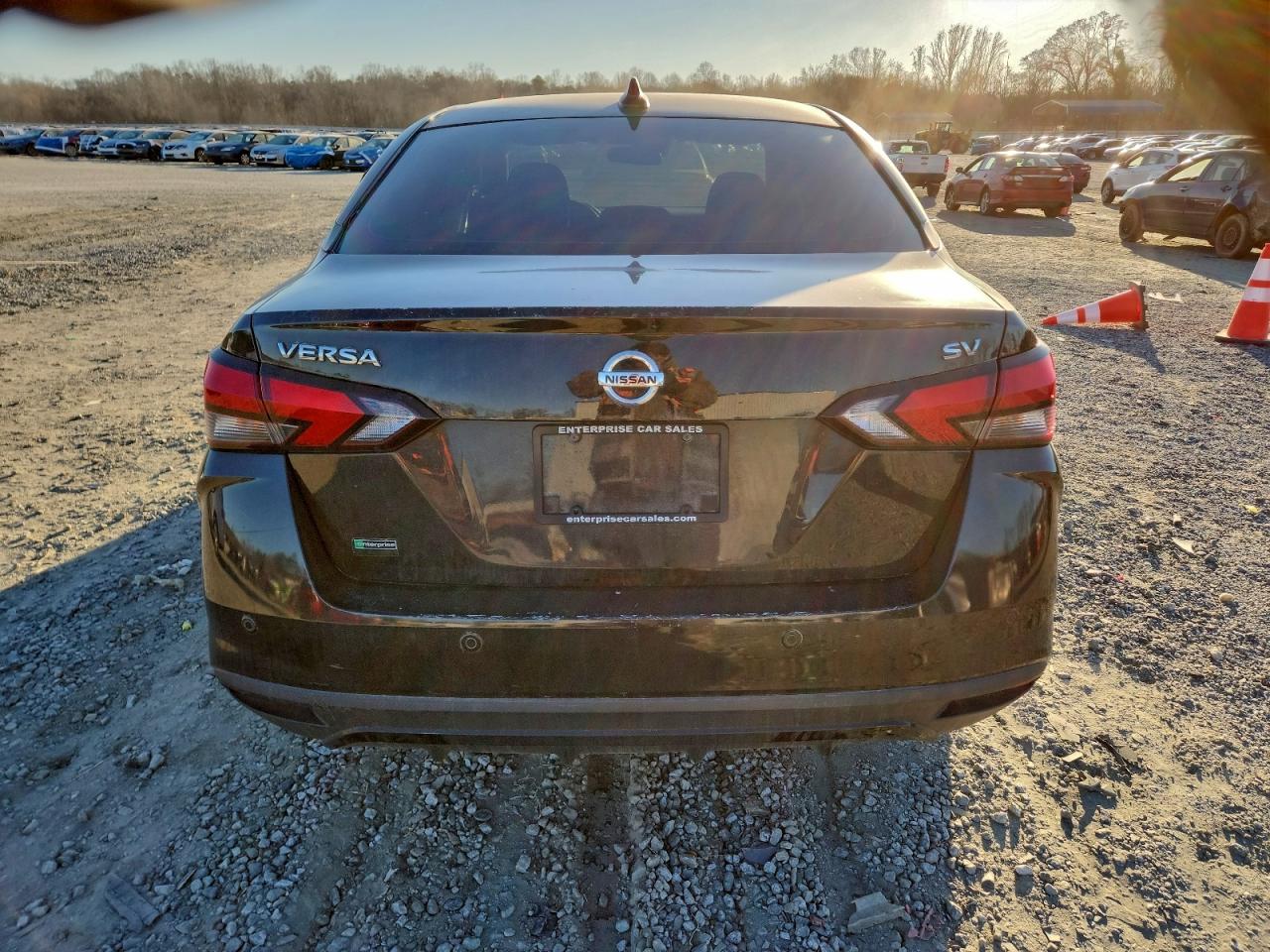 Nissan Versa Sv Image 5