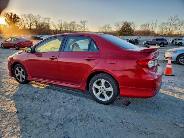 Toyota Corolla Base Image 2