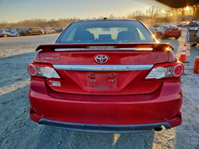 Toyota Corolla Base Image 3