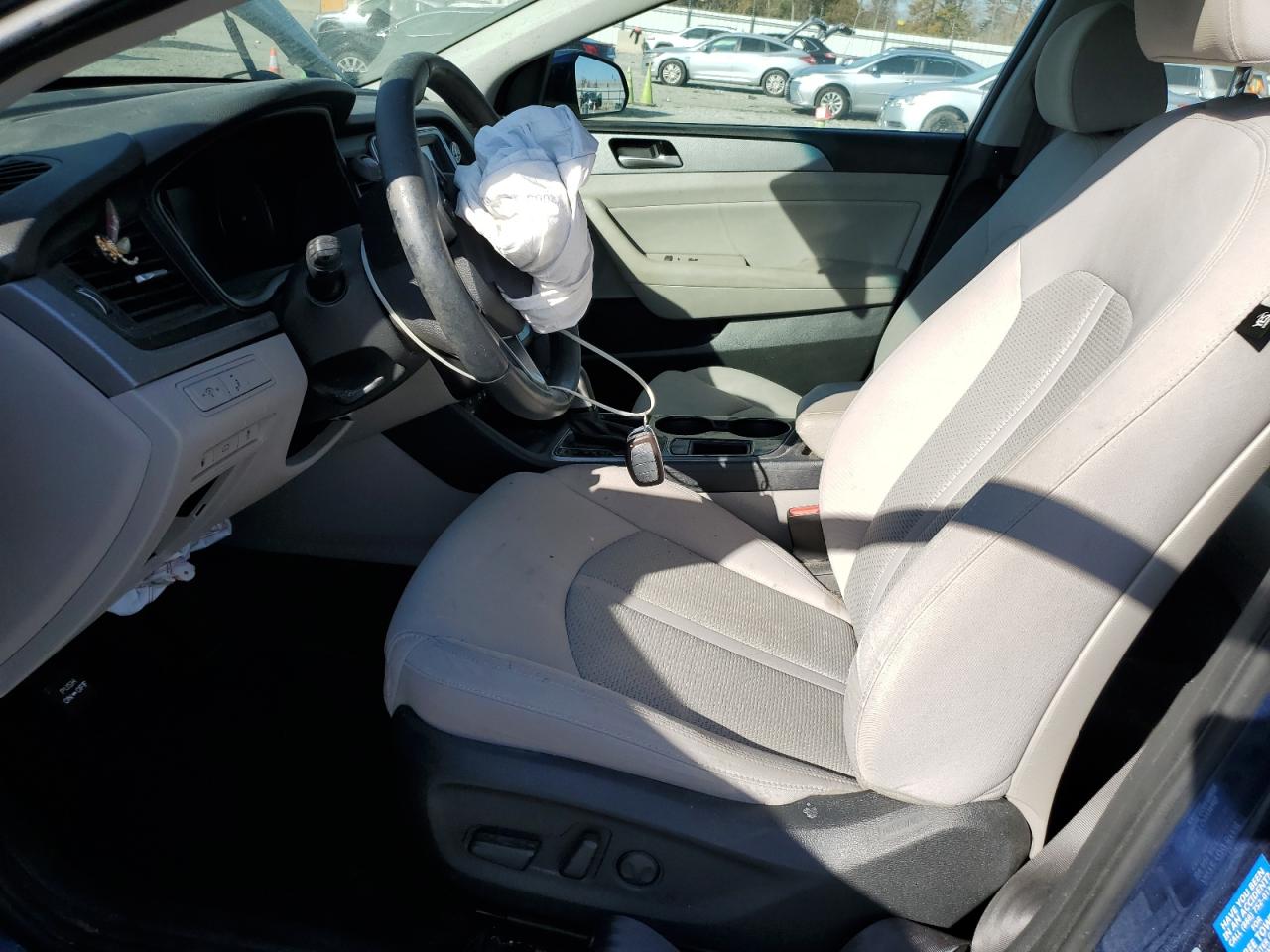 Hyundai SONATA Limited Image 10